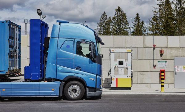 Camió Volvo amb hidrogen - Cotxe Andorra